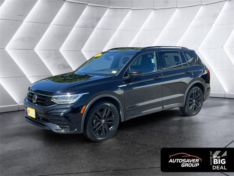 Used 2022 Volkswagen Tiguan SE R-Line image 1