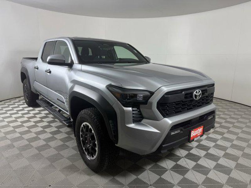 Certified 2024 Toyota Tacoma TRD Off-Road image 1