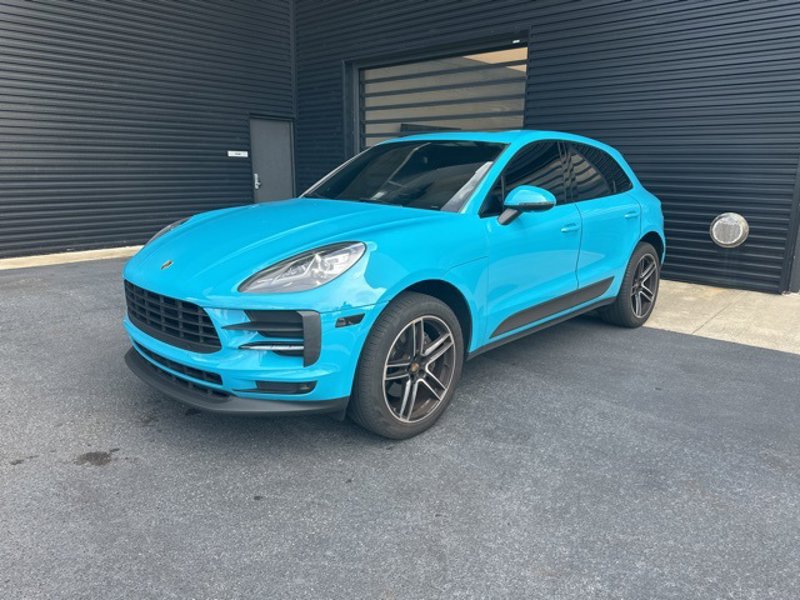 Certified 2021 Porsche Macan image 1