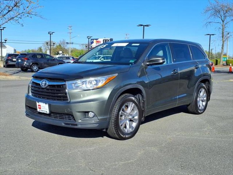 Used 2015 Toyota Highlander Plus image 1