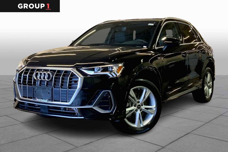 Certified 2024 Audi Q3 2.0T Premium w/ Convenience Package image 1