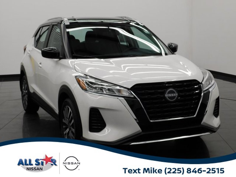 Certified 2024 Nissan Kicks SV image 1