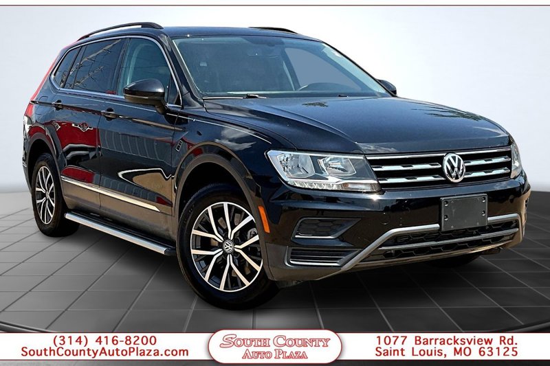 Used 2020 Volkswagen Tiguan SE image 1
