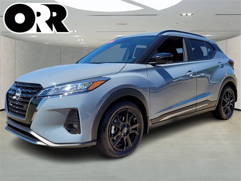 Certified 2023 Nissan Kicks SR image 1