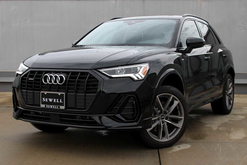 Certified 2025 Audi Q3 2.0T Premium w/ Convenience Package image 1