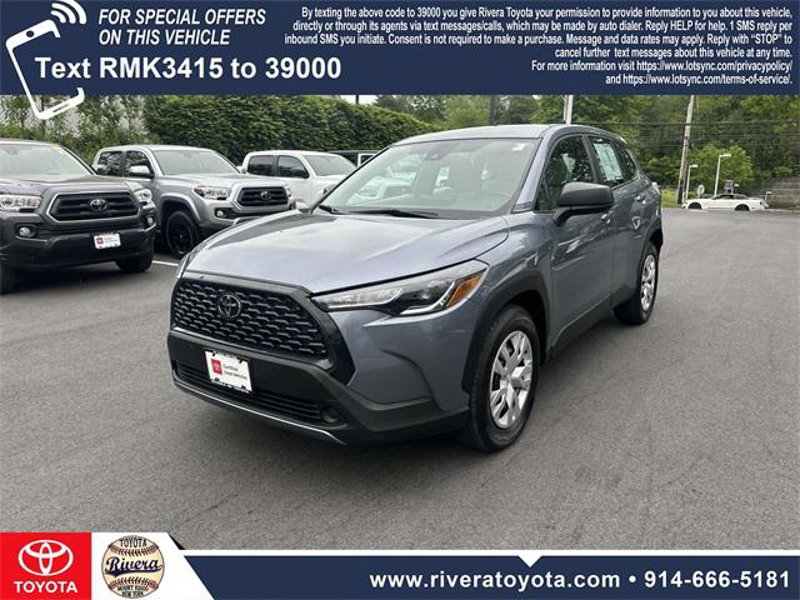 Certified 2022 Toyota Corolla Cross L image 1