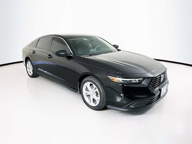 Certified 2023 Honda Accord LX image 1