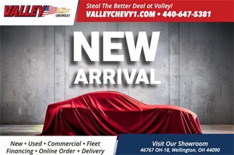New 2025 Chevrolet Trax RS image 1