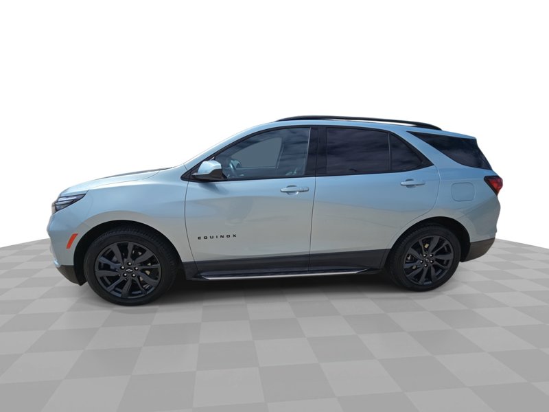 Certified 2022 Chevrolet Equinox RS w/ LPO, Hit The Road Package image 1
