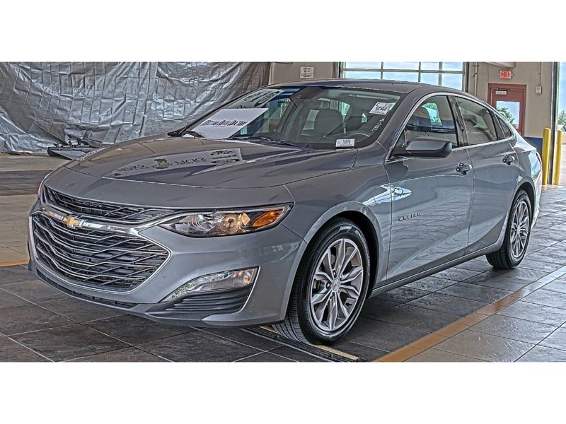 Used 2023 Chevrolet Malibu LT image 1