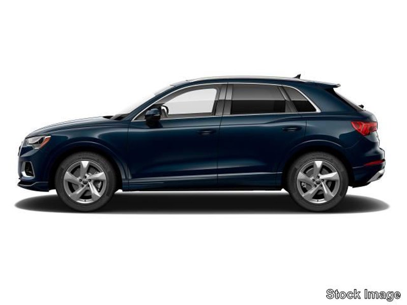 Used 2020 Audi Q3 2.0T Premium image 1
