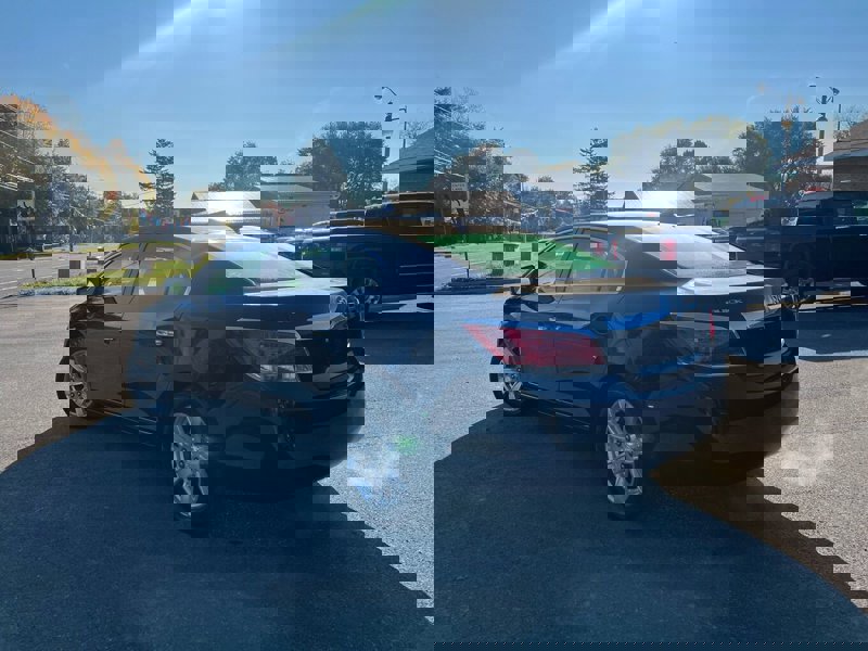 Used 2010 Buick LaCrosse CXL image 1