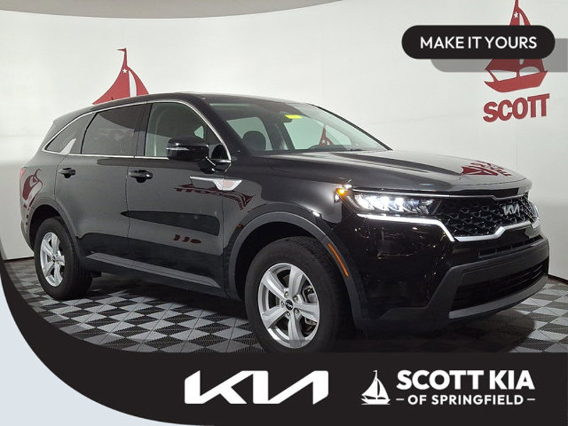 Certified 2023 Kia Sorento LX image 1