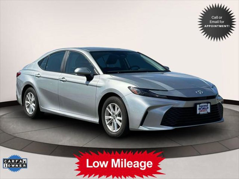 Certified 2025 Toyota Camry LE image 1