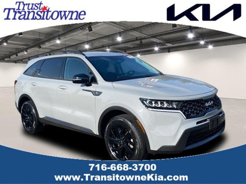 Certified 2022 Kia Sorento S image 1