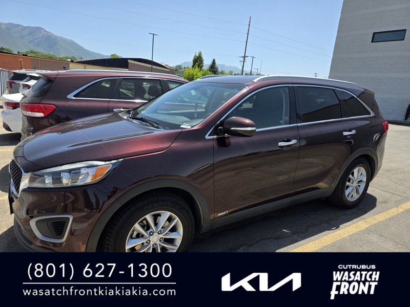 Used 2016 Kia Sorento LX w/ LX Convenience Package image 1