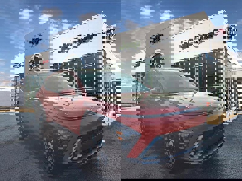 Used 2024 Hyundai Kona Limited image 1