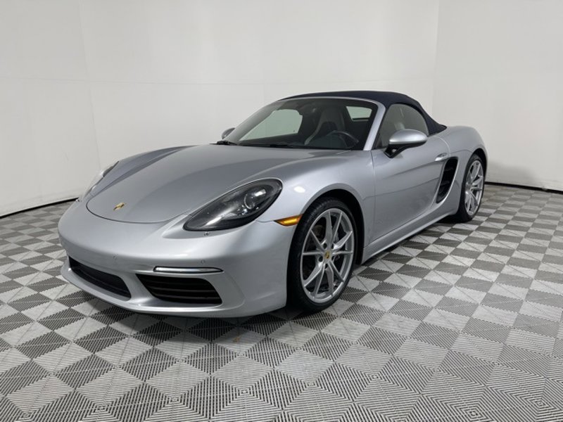 Certified 2018 Porsche 718 Boxster image 1