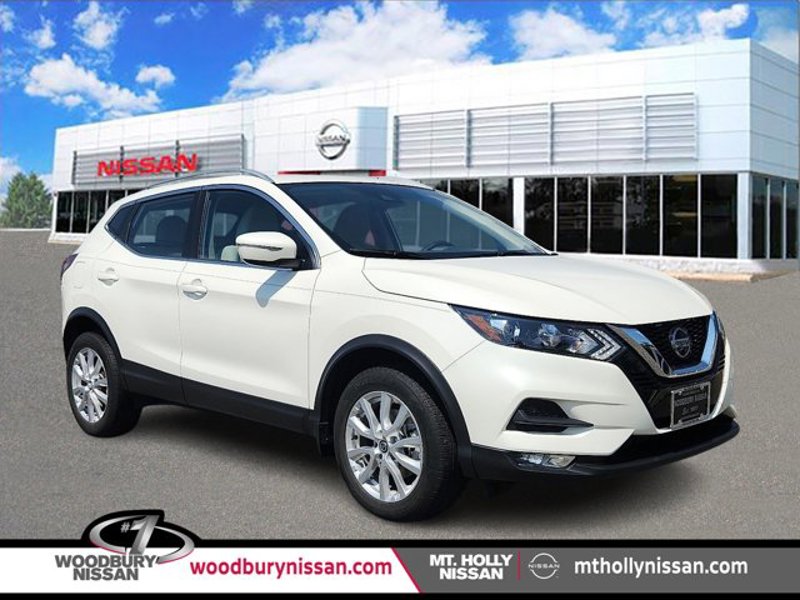 Certified 2022 Nissan Rogue Sport SV image 1