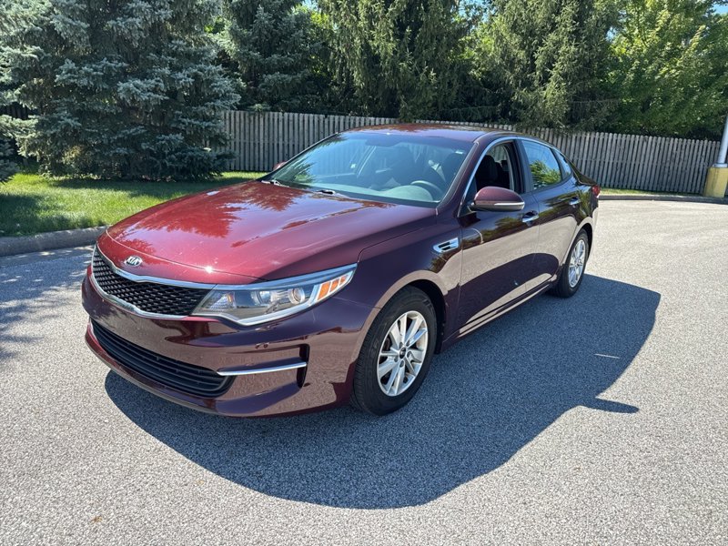 Used 2018 Kia Optima LX w/ Convenience Package image 1