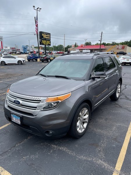 Used 2014 Ford Explorer XLT w/ Equipment Group 202A image 1