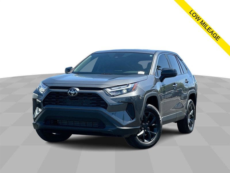 Used 2024 Toyota RAV4 LE image 1