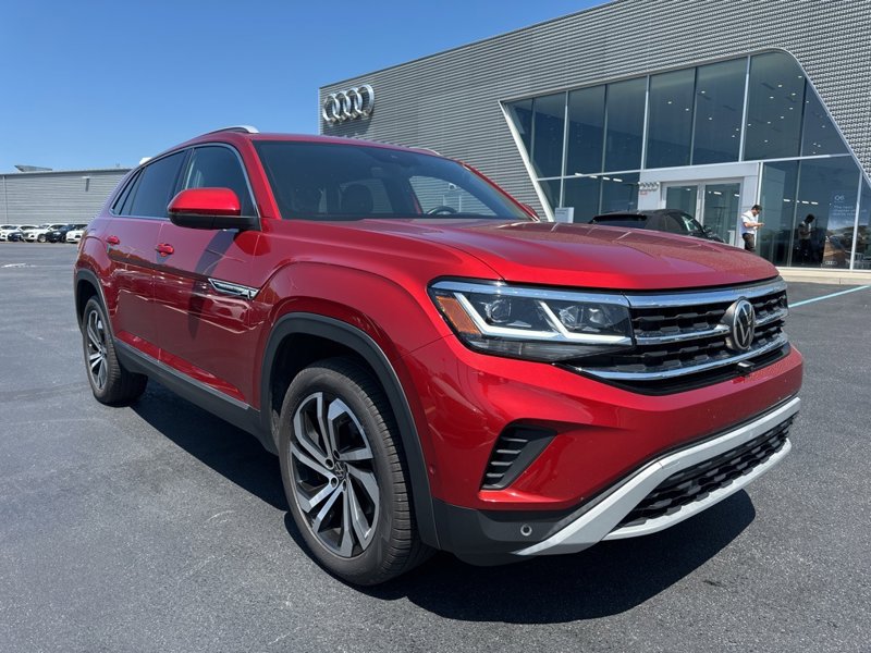 Used 2021 Volkswagen Atlas Cross Sport SEL Premium image 1