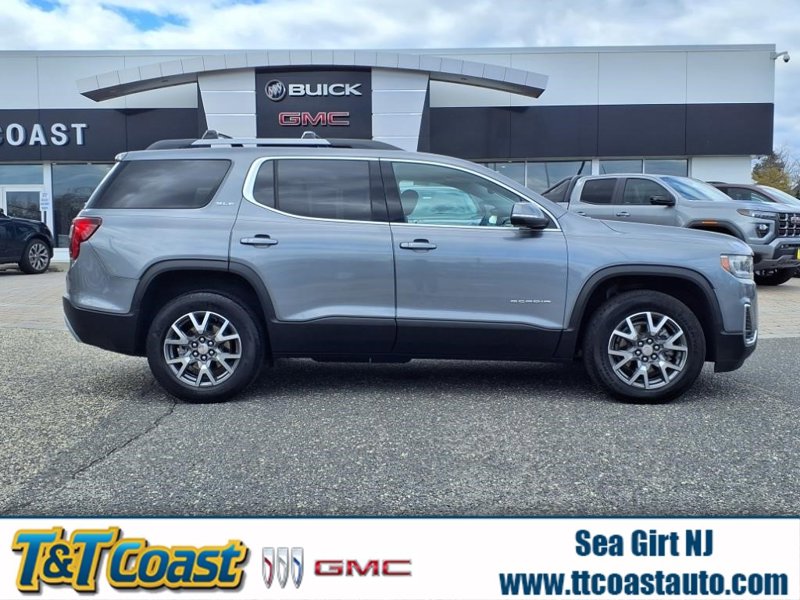 Certified 2022 GMC Acadia SLE w/ Driver Convenience Package image 1