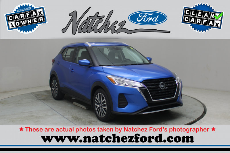 Used 2021 Nissan Kicks SV image 1