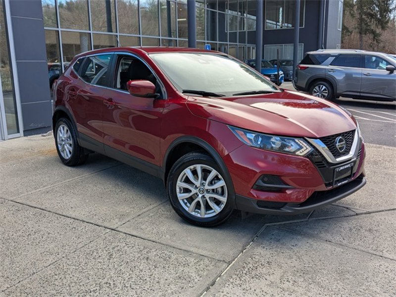 Certified 2021 Nissan Rogue Sport S image 1