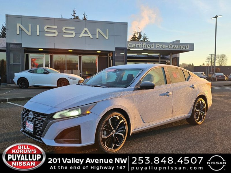 Certified 2023 Nissan Altima 2.5 SR image 1