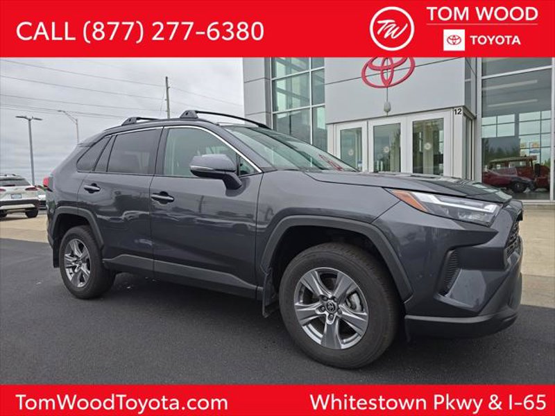 Certified 2022 Toyota RAV4 XLE w/ Convenience Package image 1