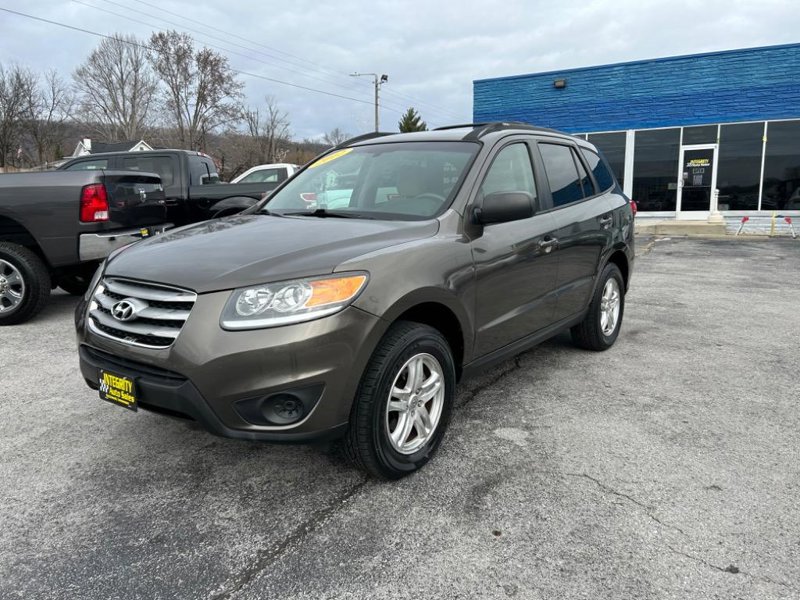 Used 2012 Hyundai Santa Fe GLS image 1