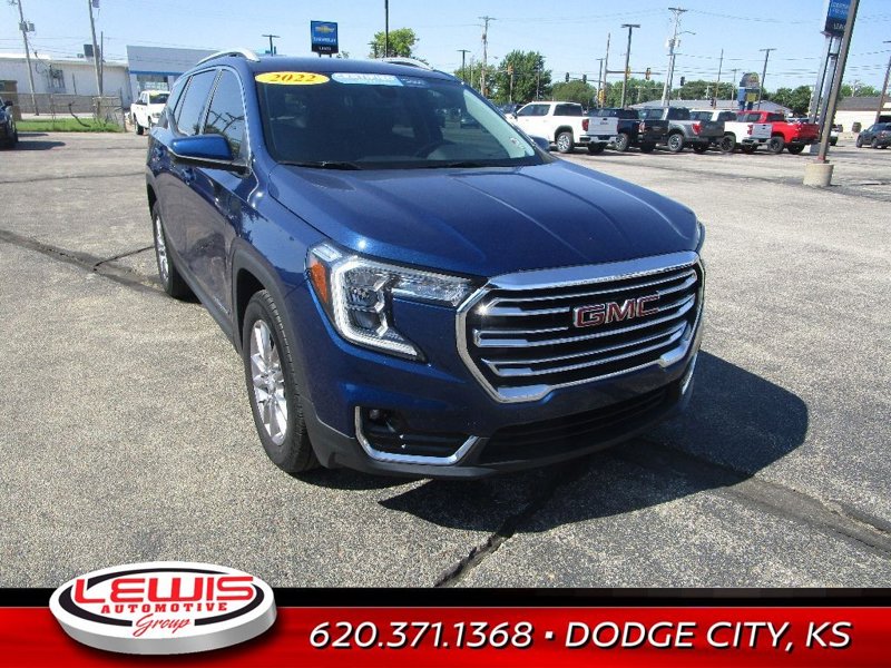 Certified 2022 GMC Terrain SLT image 1