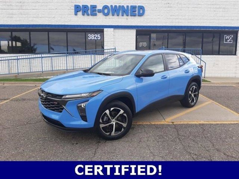 Certified 2024 Chevrolet Trax RS w/ Sunroof Package image 1
