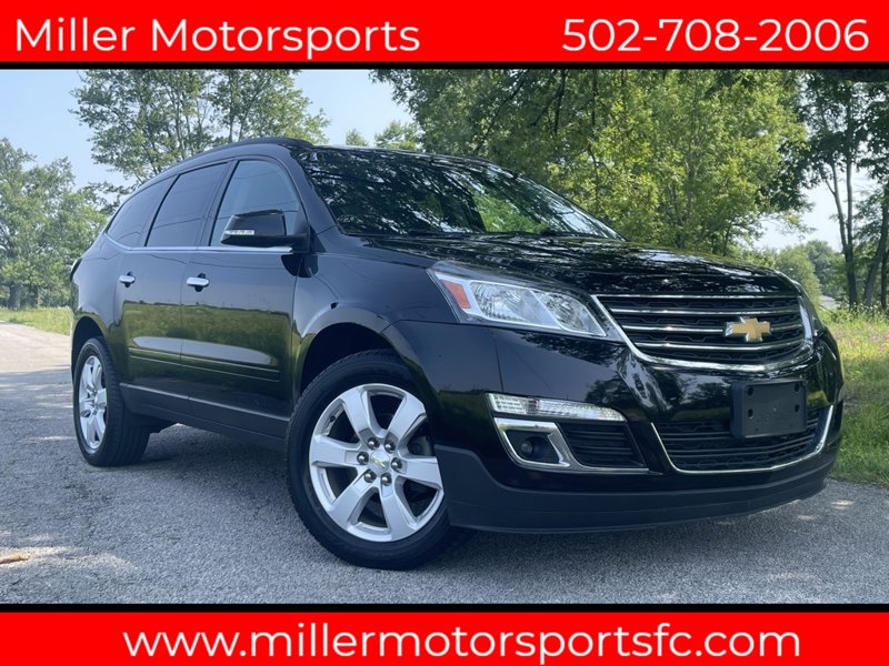 Used 2017 Chevrolet Traverse LT w/ Style and Technology Package image 1