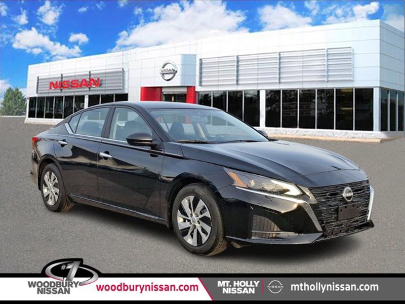 Certified 2024 Nissan Altima 2.5 S image 1