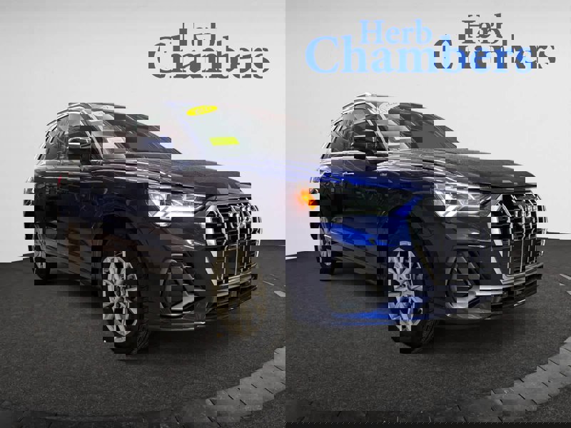 Certified 2022 Audi Q3 2.0T Premium Plus w/ Premium Plus Package image 1