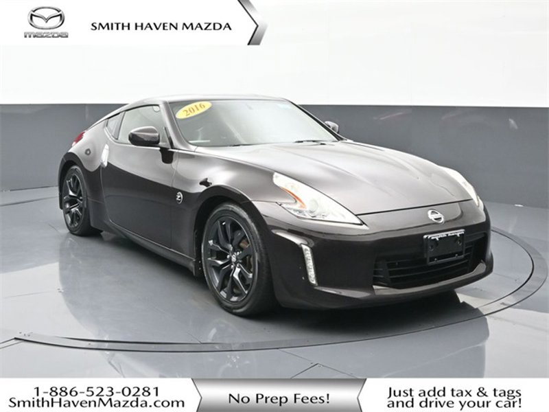 Used 2016 Nissan 370Z Coupe image 1