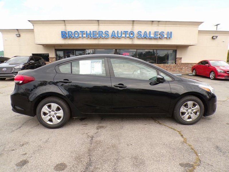 Used 2018 Kia Forte LX w/ LX Rear Camera Package image 1