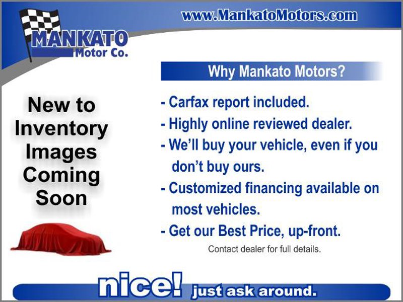 Certified 2024 Volkswagen Taos SE image 1