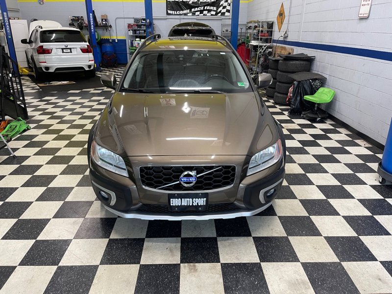 Used 2015 Volvo XC70 T5 Premier image 1