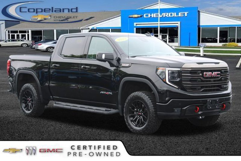 Certified 2023 GMC Sierra 1500 AT4X image 1