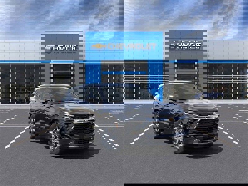 New 2025 Chevrolet Blazer LT image 1