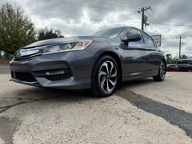 Used 2016 Honda Accord EX-L image 1