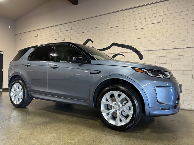 Used 2020 Land Rover Discovery Sport SE R-Dynamic image 1