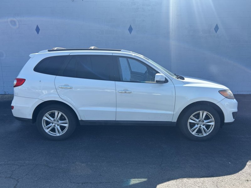 Used 2010 Hyundai Santa Fe Limited image 1