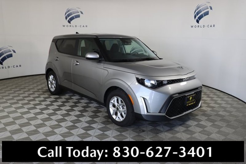 Certified 2024 Kia Soul LX w/ Option Group 015 image 1