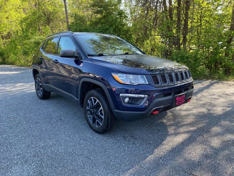 Used 2019 Jeep Compass Trailhawk w/ Safety & Security Group image 1