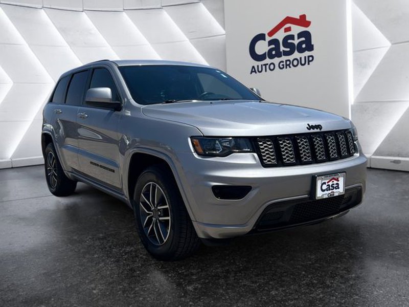Used 2019 Jeep Grand Cherokee Altitude image 1
